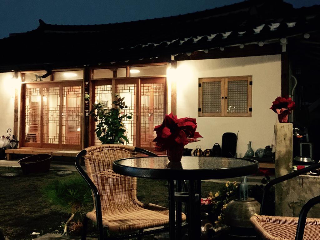Jeonju Indigo Hanok Guesthouse Екстериор снимка