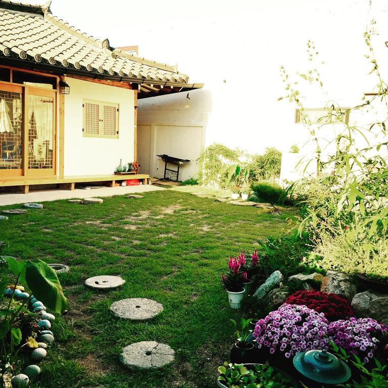 Jeonju Indigo Hanok Guesthouse Екстериор снимка