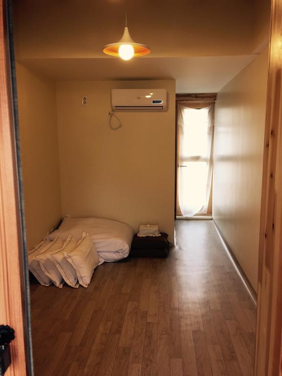 Jeonju Indigo Hanok Guesthouse Стая снимка