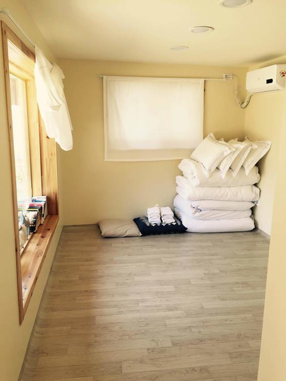 Jeonju Indigo Hanok Guesthouse Стая снимка