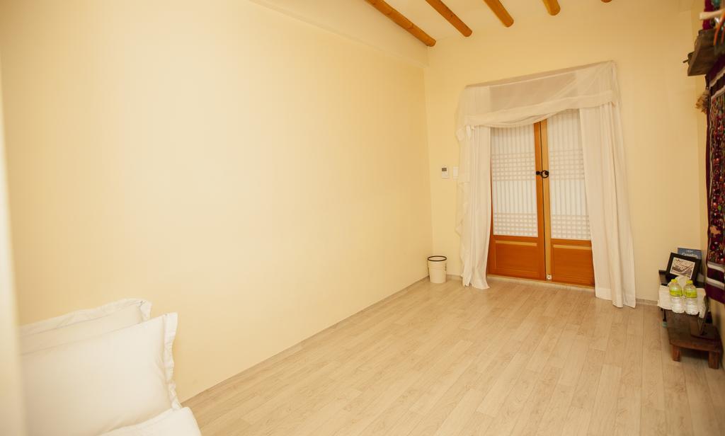Jeonju Indigo Hanok Guesthouse Екстериор снимка