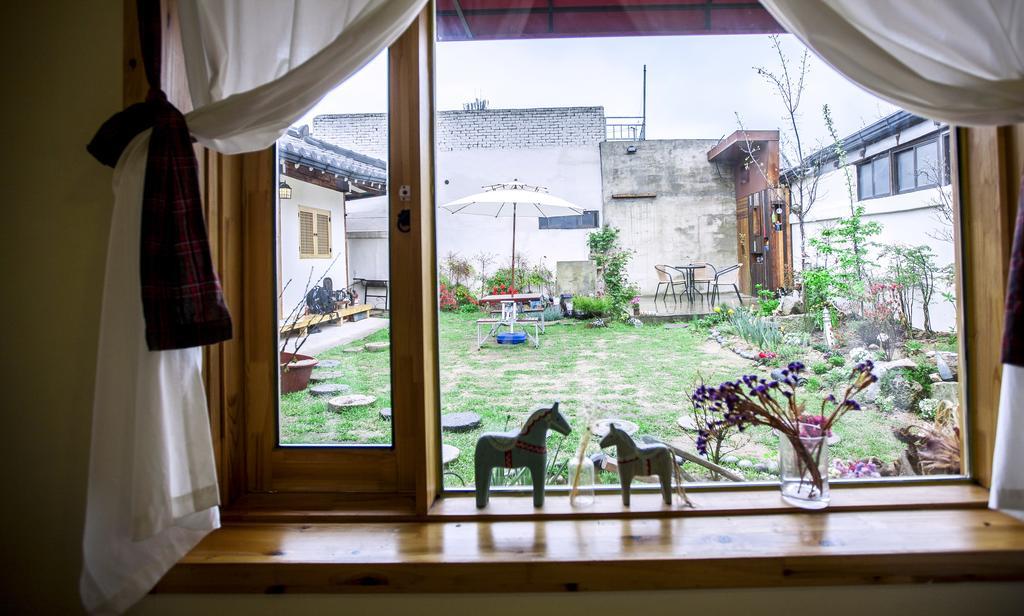 Jeonju Indigo Hanok Guesthouse Екстериор снимка
